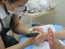 角質と足の爪ケア